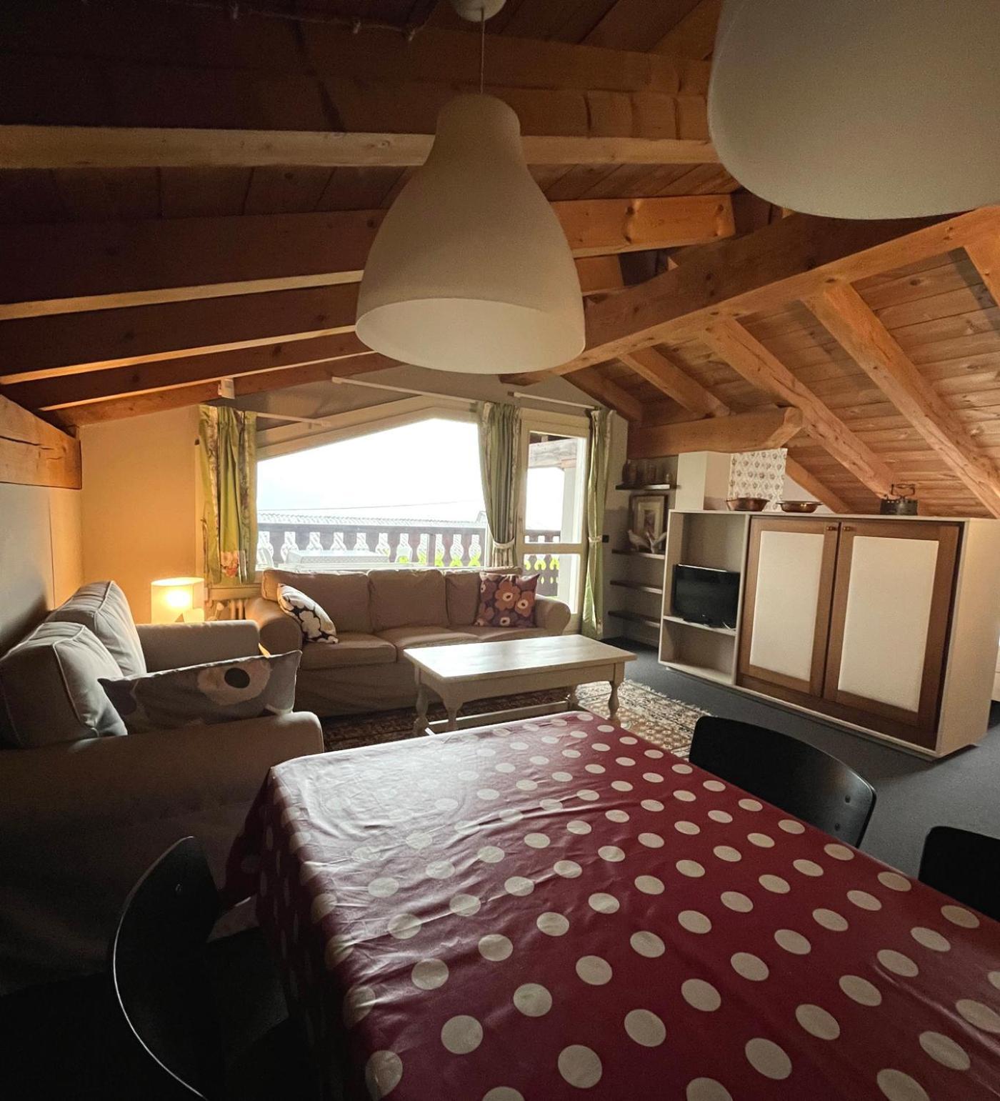 Apartamento Alpinetouch Aosta Exterior foto